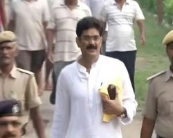 Photo of ट्रिपल मर्डर केस में शहाबुद्दीन बरी 28 साल बाद आया फैसला