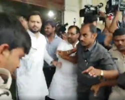 Photo of लालू यादव के कुनबे ने मीडियाकर्मियों पर निकला अपना भड़ास…. आपक क्या कहते है ?