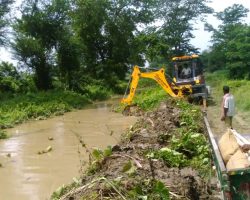 Photo of खबर पोस्ट होते ही नहर की सफाई प्रारम्भ