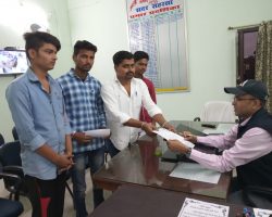Photo of स्टेडियम निर्माण हेतु सौपा ज्ञापन